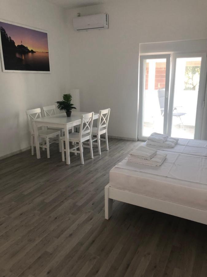 Apartment Mk