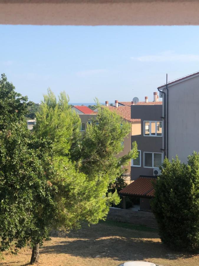 Mk